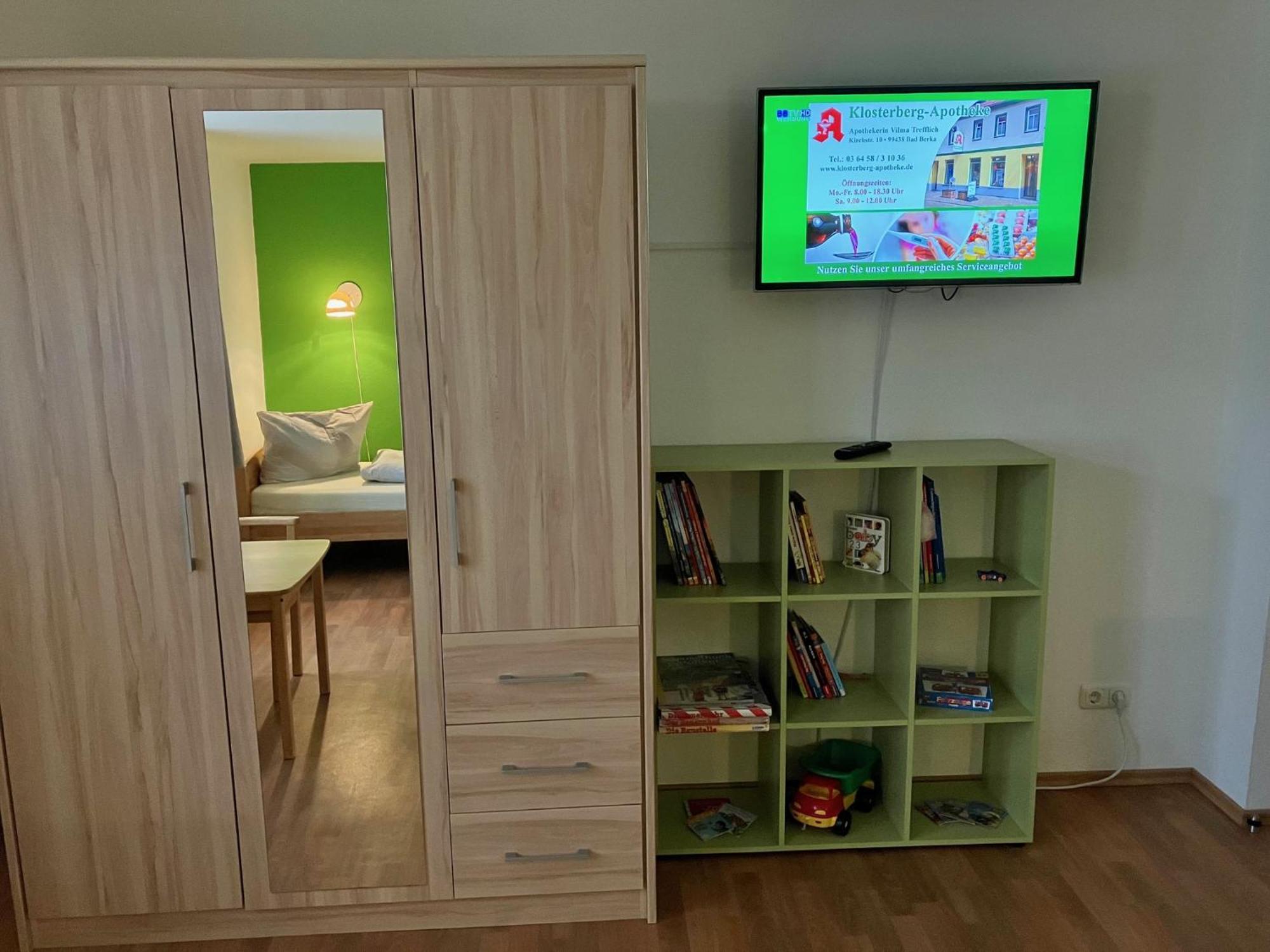 Ferienwohnung Morgensonne Am Kurpark Bad Berka - Parkplatz - Spielplatz - Wlan - 2 Schlafzimmer 외부 사진